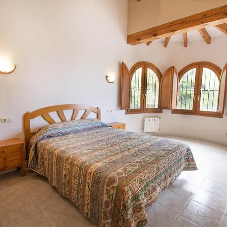 Empedrola ヴィラ *