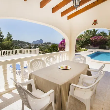 Empedrola Villa